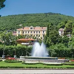 Апартаменты Awesome In Bresca Breza