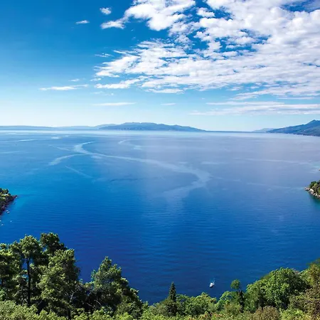 Beautiful In Bresca With Wifi Breza