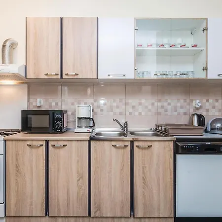 Awesome In Bresca Apartman