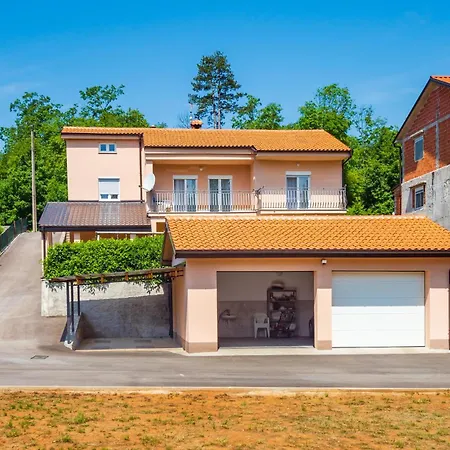 Apartman Awesome In Bresca