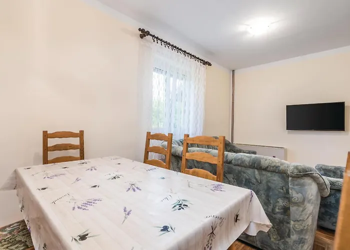 Awesome In Bresca * Breza